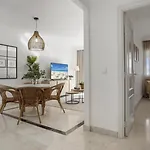 Marina Banus 4 7 L Marbella
