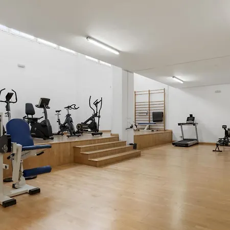 Marina Banus 4 7 L *