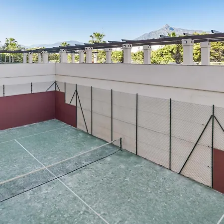 Marina Banus 4 7 L 公寓 *