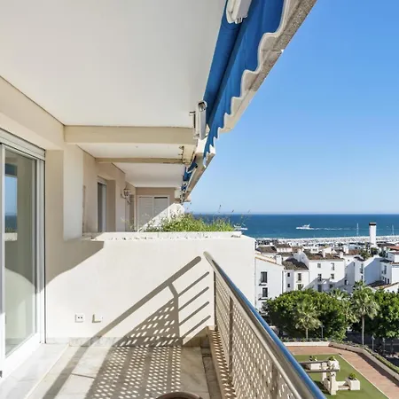 Marina Banus 4 7 L * Marbella